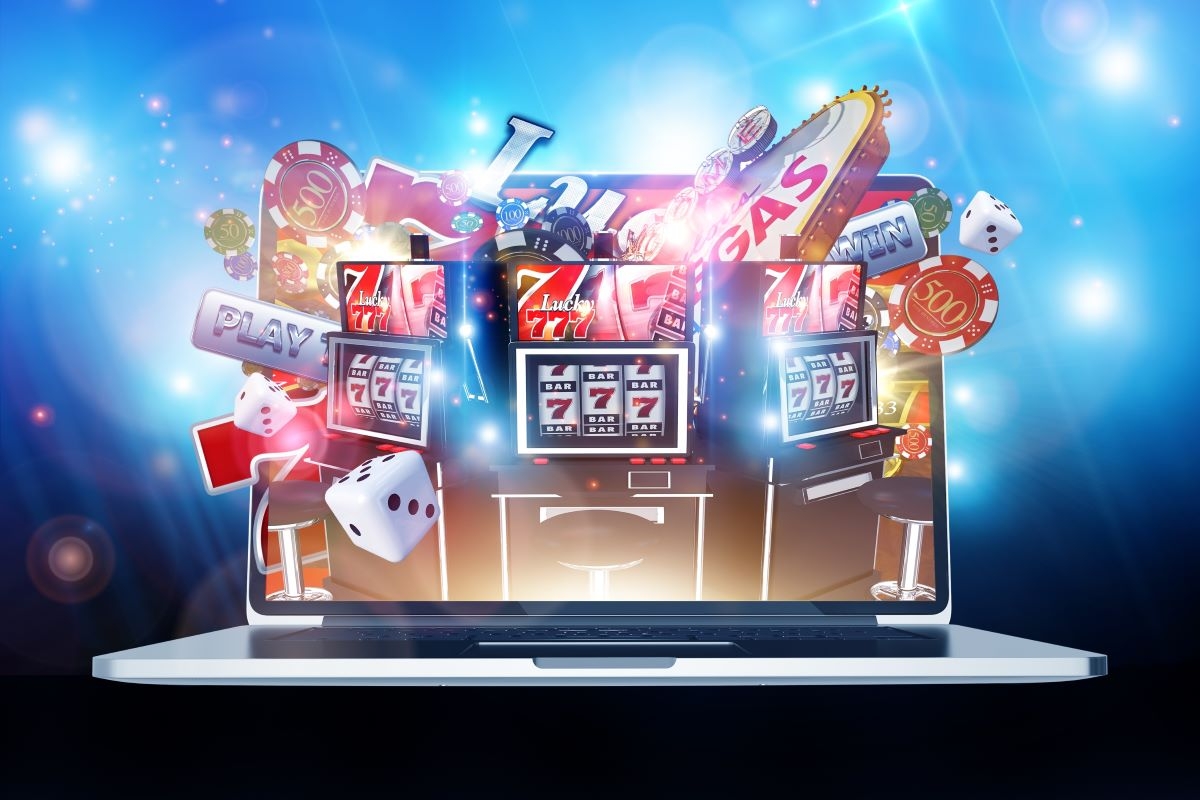 online-slots_gaming_istock-637948082.jpg