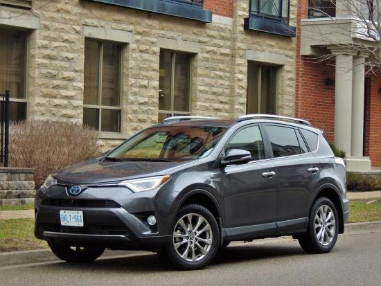 RAV4 Hybrid takes top honours for green motoring